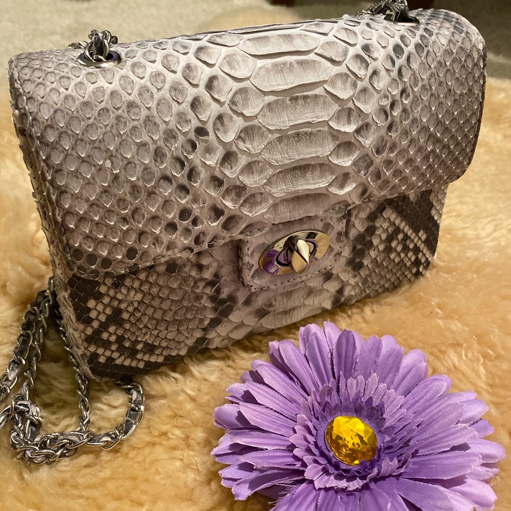 Real snake skin shoulder bag new